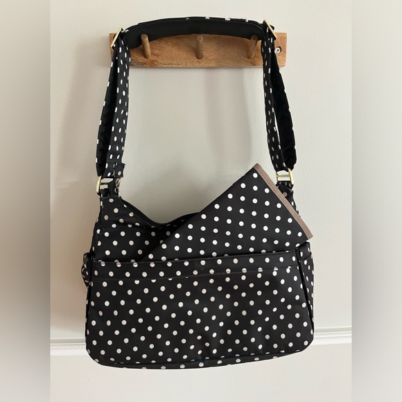 JU-JU-BE hobo diaper bag in duchess, black and white with gold hardware - Picture 2 of 15